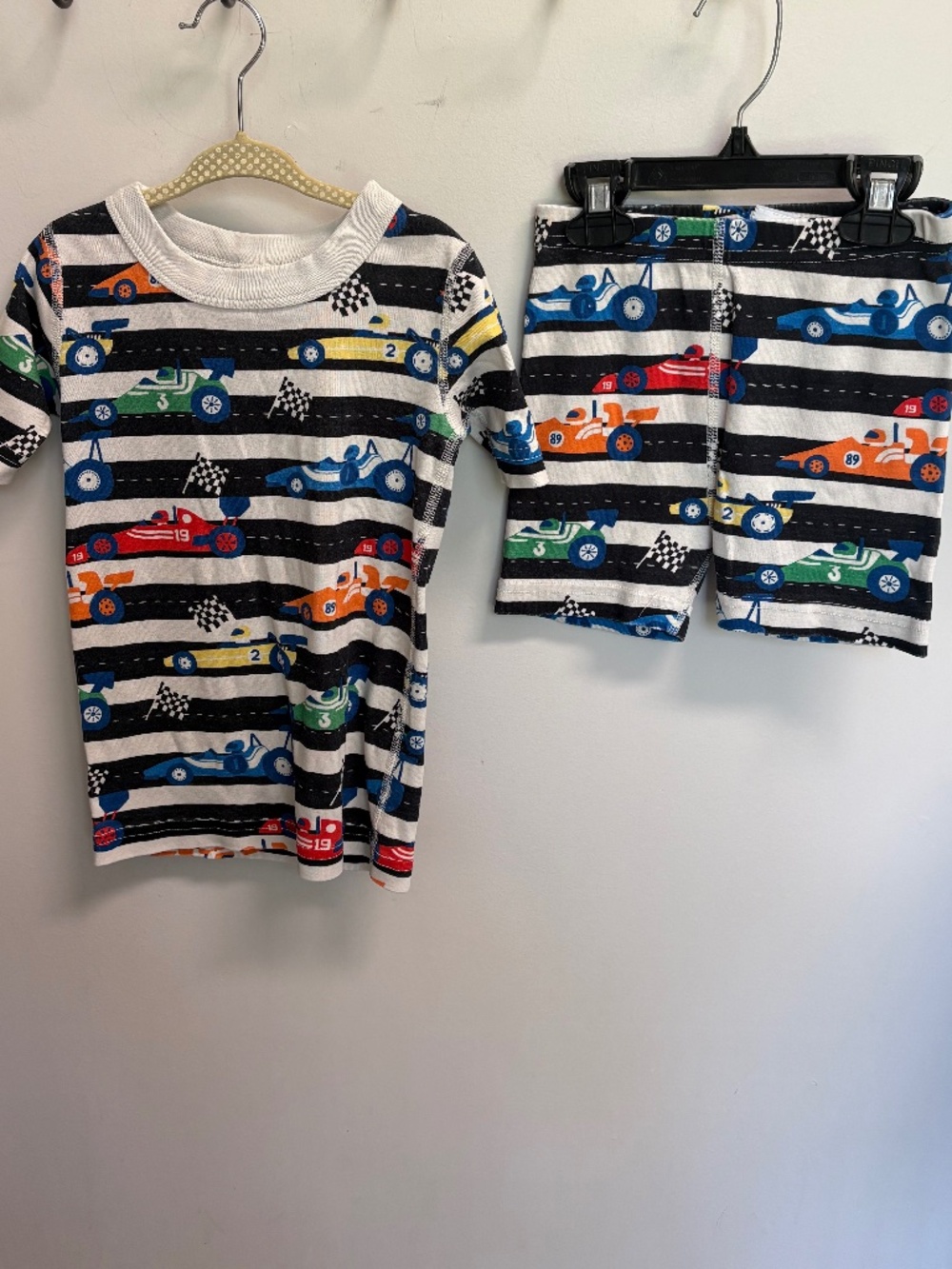 Hanna Andersson race car pjs size size 5